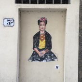 Экскурсия по Флоренции – городские граффити с Суперменами – самые великие люди в истории.