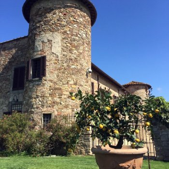 Дозорные башни замка 15 века, Тоскана.