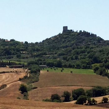 Рокка Д’Орча, исторический замок в долине Вал Дорча, Тоскана, экскурсия.